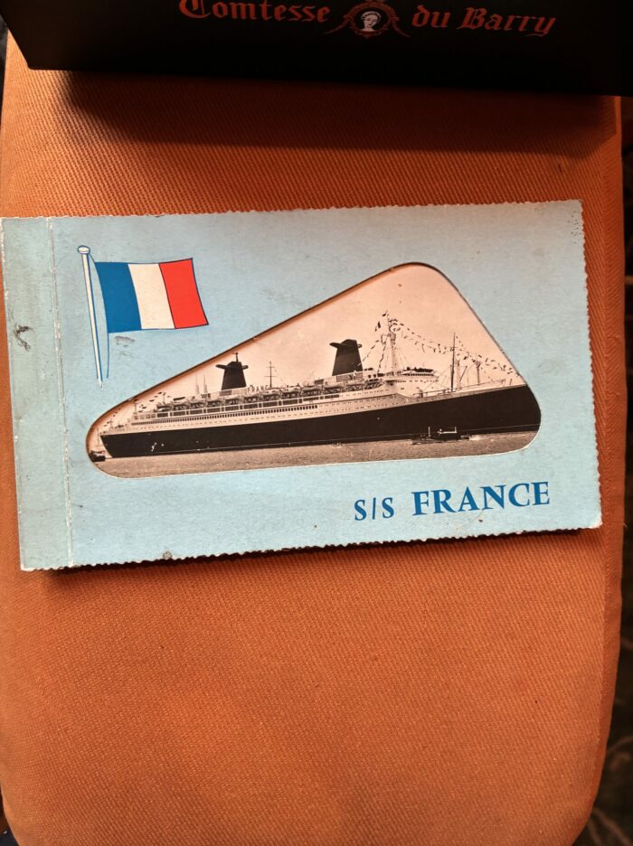 couverture livret de 10 cartes postales sur le france